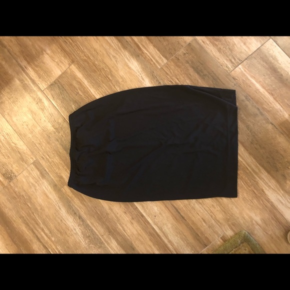 Motherhood Dresses & Skirts - Motherhood Maternity skirt size small Motherhood Dresses & Skirts - Motherhood Maternity skirt size small